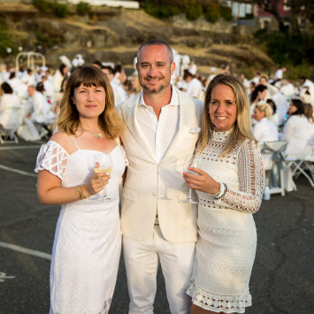 THANK YOU for being a part of the 7th Diner en Blanc - Victoria! 