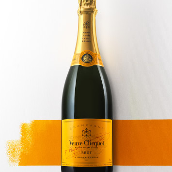 No olviden comprar su Champagne Veuve Clicquot,  vinos y picnic  en el eStore