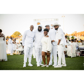 Diner en Blanc Charlotte is About Fashion